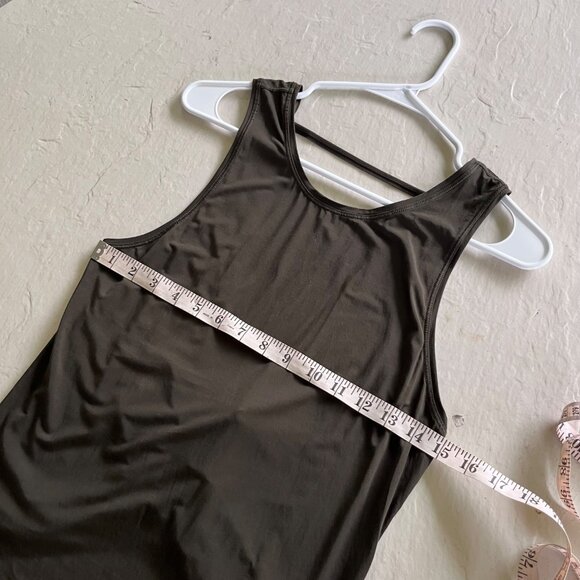 Lululemon Deep Stretch Tank Dark Olive Green Size 2 - Picture 8 of 8